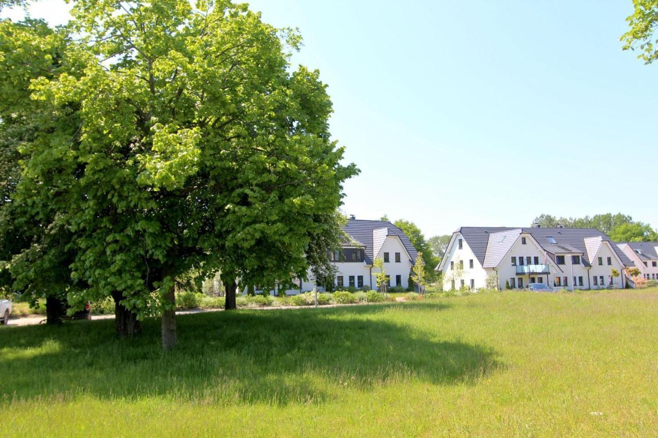 Strandnahe Fewo Mit Terrasse, Gratis Nutzung Vom Ahoi Erlebnisbad Und Sauna In Sellin - Rex Rugia Fewo 13-2 Appartement Lobbe Buitenkant foto